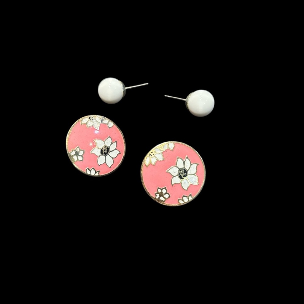Chic Floral Pink and White Earrings